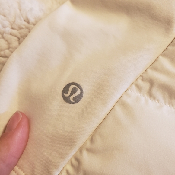 lulu🍋 vest! - Picture 3 of 4